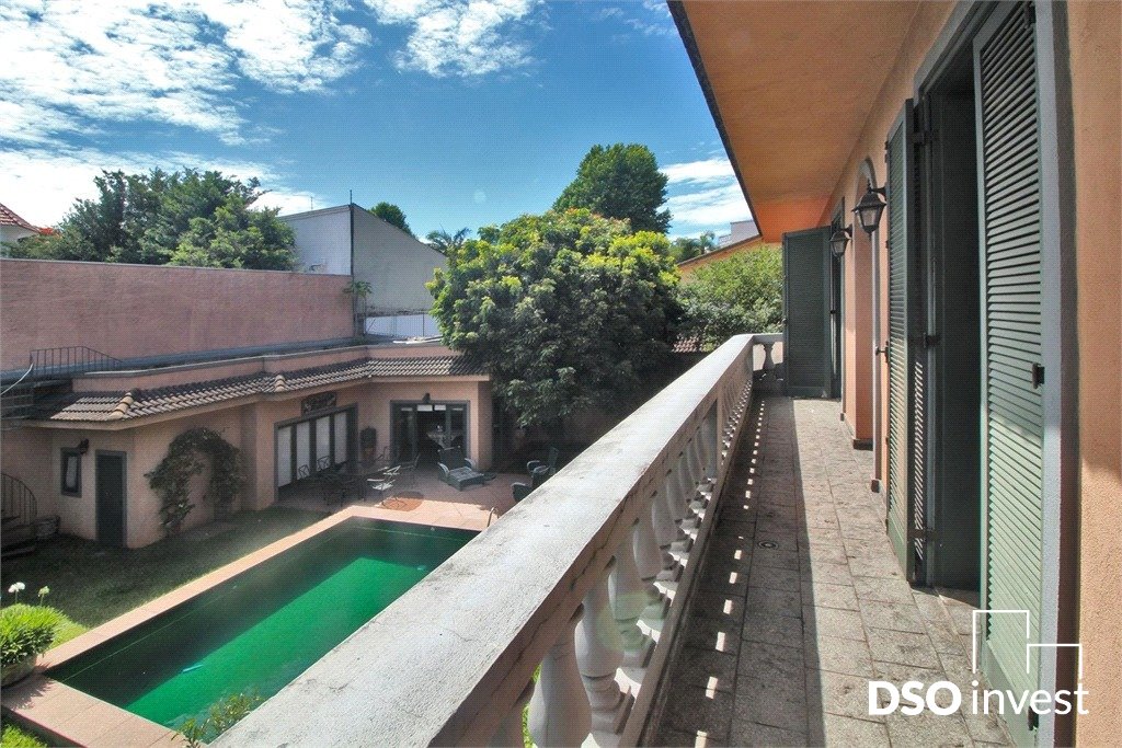 Casa à venda com 4 quartos, 650m² - Foto 15