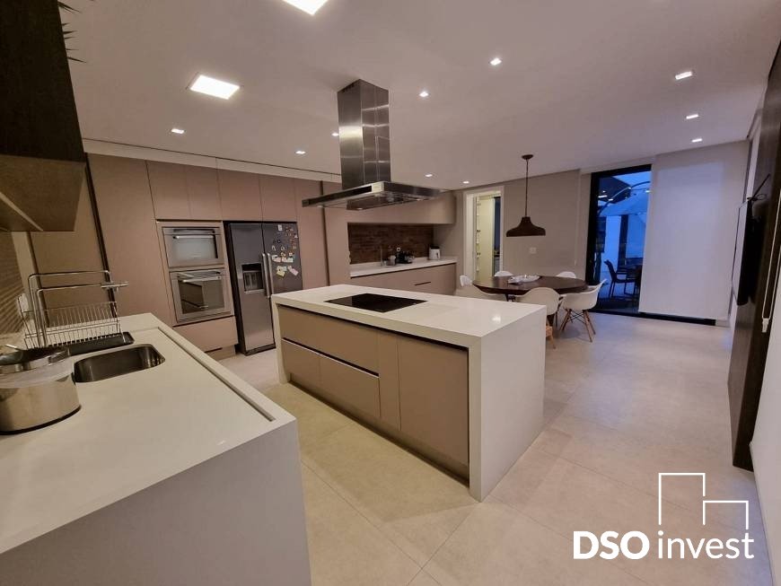 Casa à venda com 4 quartos, 415m² - Foto 3