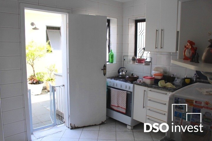 Casa à venda com 3 quartos, 158m² - Foto 9