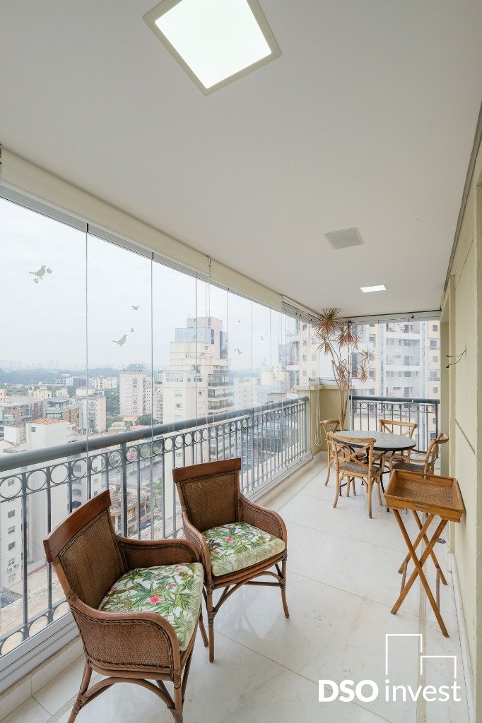 Apartamento para alugar com 3 quartos, 294m² - Foto 4