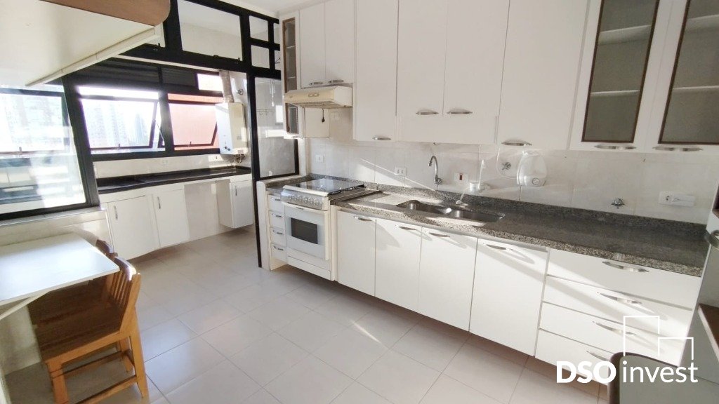 Apartamento à venda com 2 quartos, 130m² - Foto 3