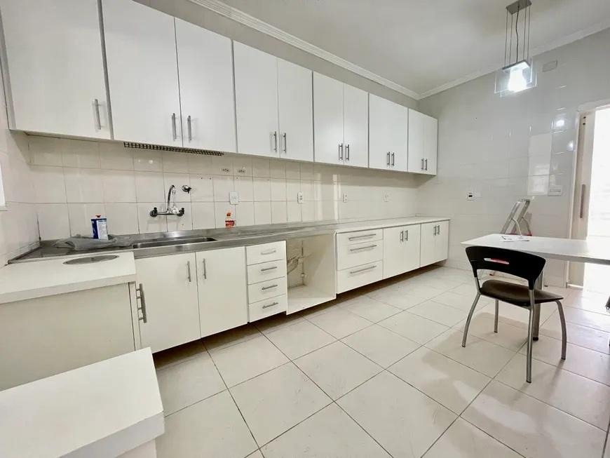 Casa à venda com 4 quartos, 180m² - Foto 5