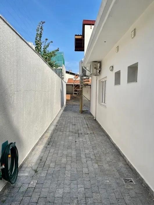 Casa à venda com 4 quartos, 180m² - Foto 22