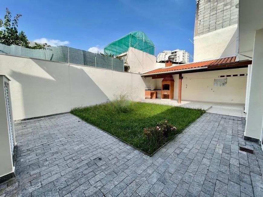 Casa à venda com 4 quartos, 180m² - Foto 2