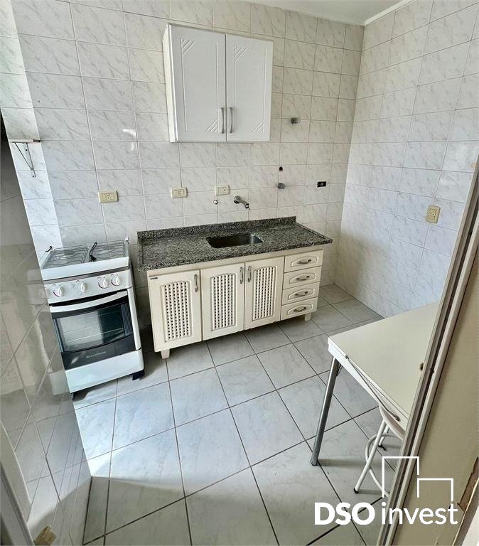 Apartamento à venda com 1 quarto, 40m² - Foto 17