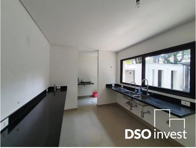 Casa à venda com 3 quartos, 320m² - Foto 5