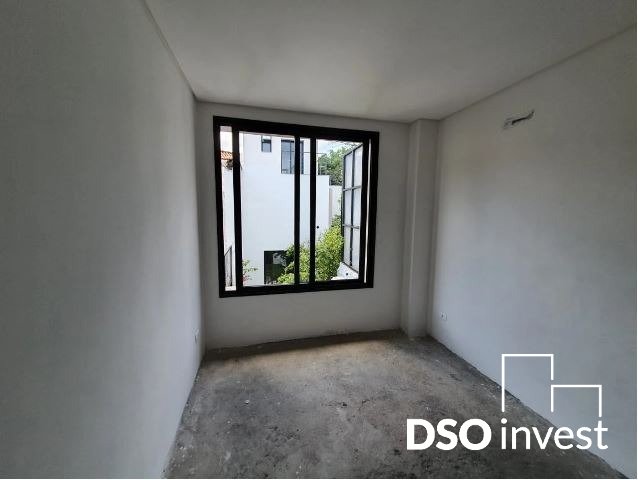 Casa à venda com 3 quartos, 320m² - Foto 14