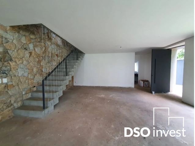 Casa à venda com 3 quartos, 320m² - Foto 7