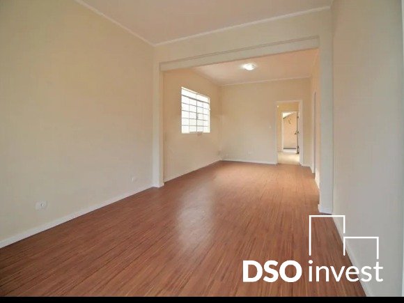 Casa à venda com 3 quartos, 180m² - Foto 1