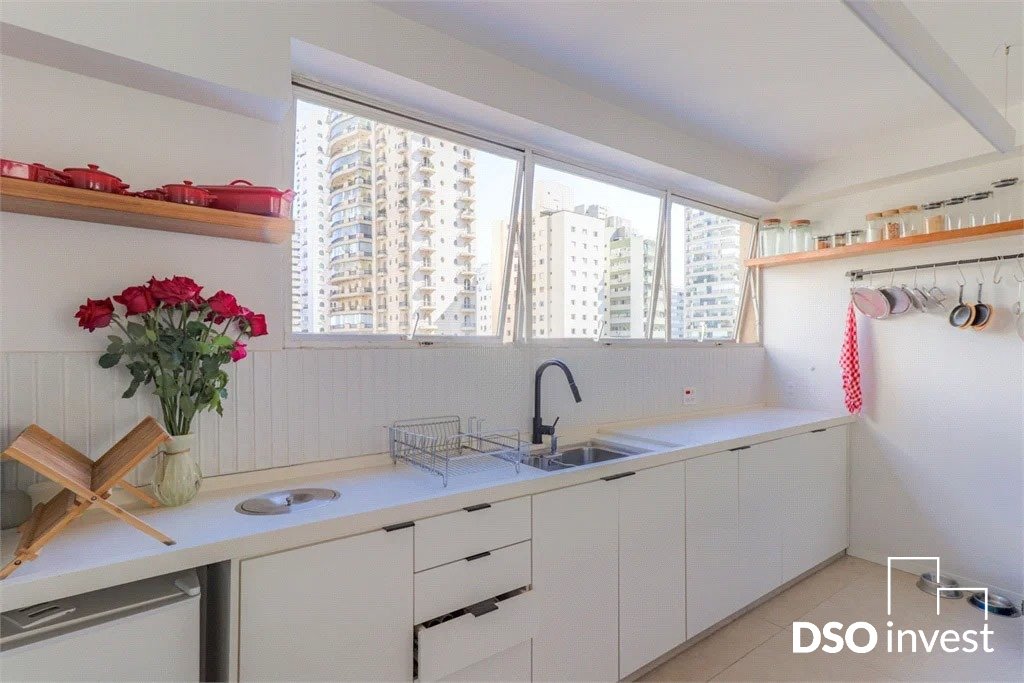 Apartamento à venda com 3 quartos, 140m² - Foto 22