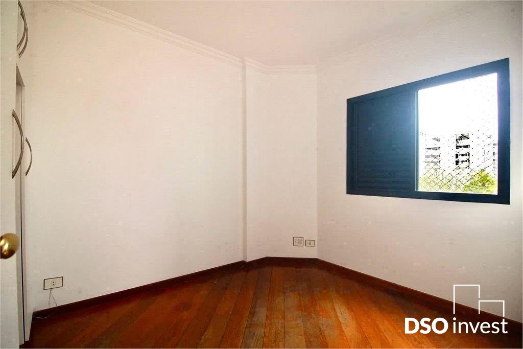 Apartamento à venda com 4 quartos, 160m² - Foto 8