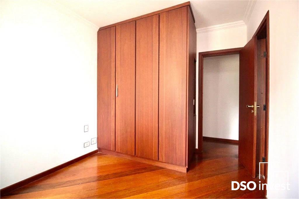 Apartamento à venda com 4 quartos, 160m² - Foto 35