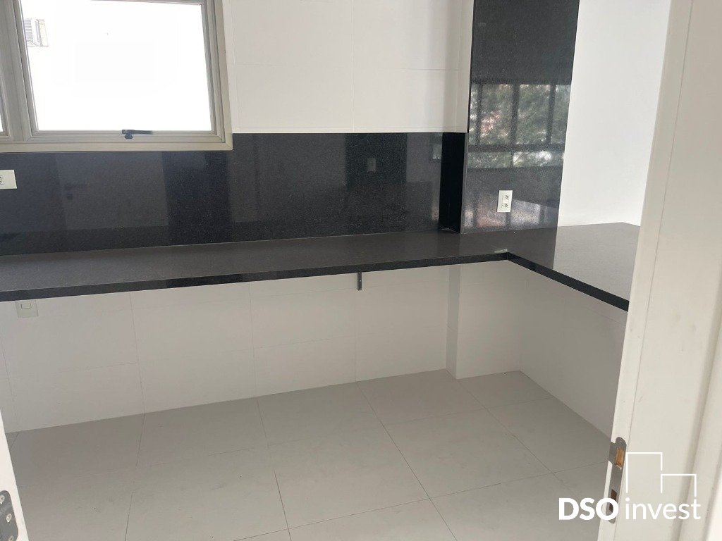 Apartamento à venda com 3 quartos, 190m² - Foto 3