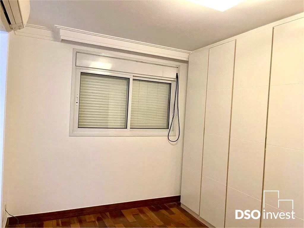 Apartamento à venda com 4 quartos, 242m² - Foto 6