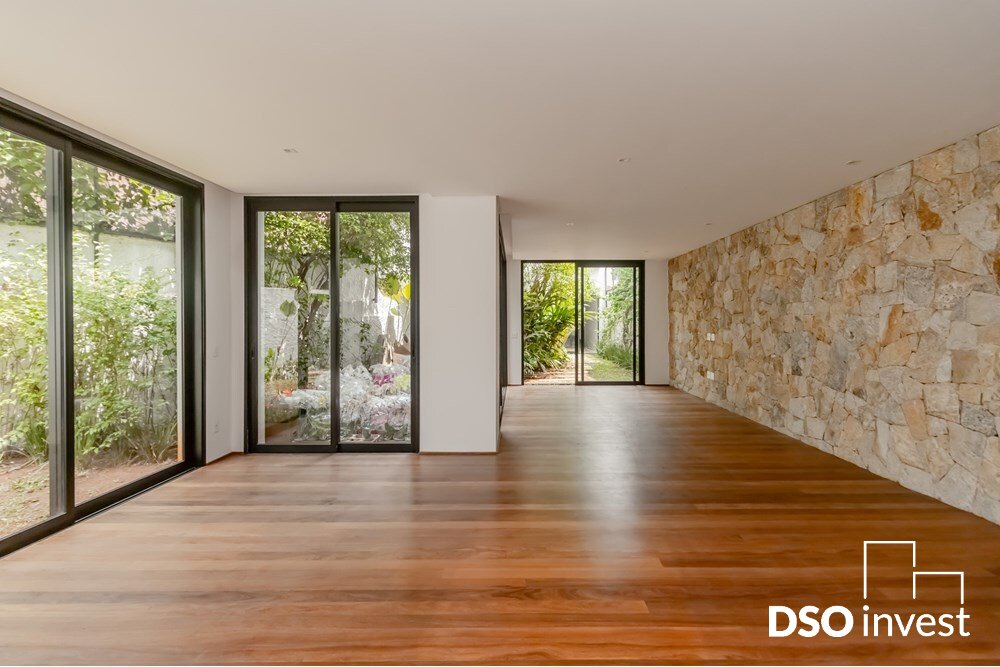 Casa à venda com 3 quartos, 318m² - Foto 12