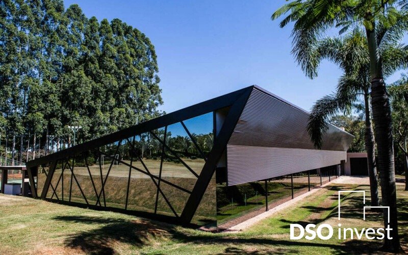 Casa de Condomínio à venda com 8 quartos, 916m² - Foto 3