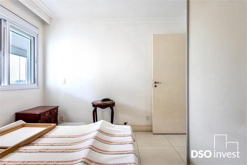 Apartamento à venda com 4 quartos, 233m² - Foto 19