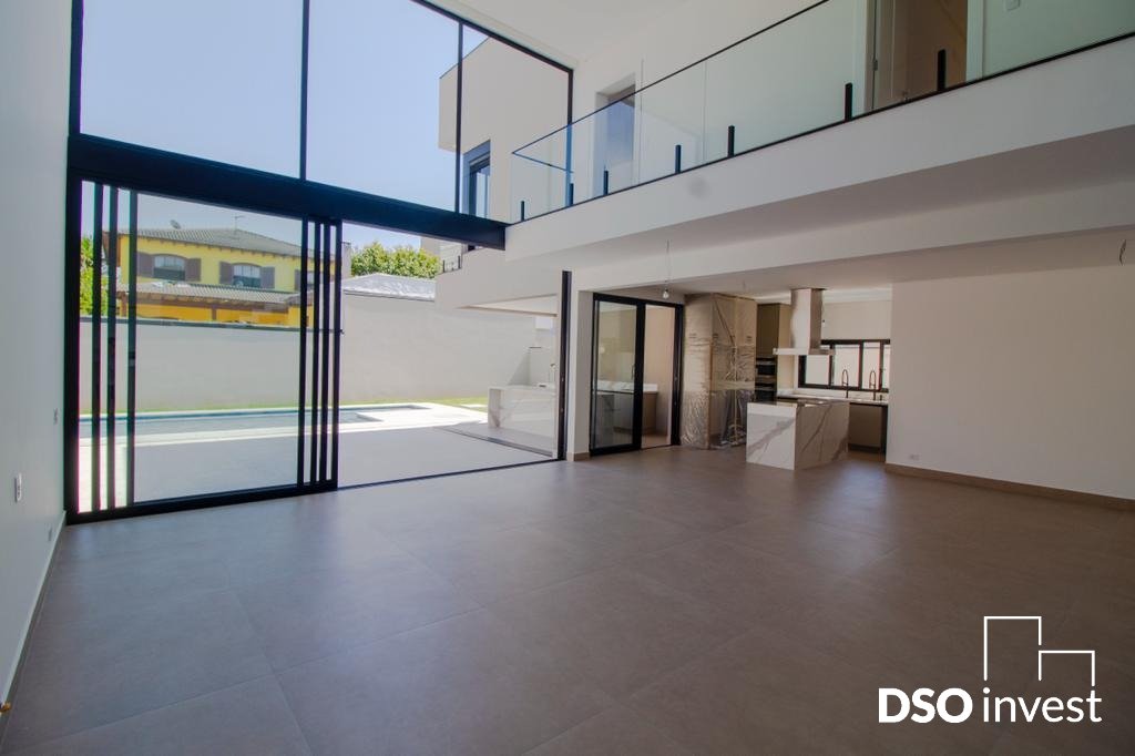 Casa de Condomínio à venda com 4 quartos, 430m² - Foto 2