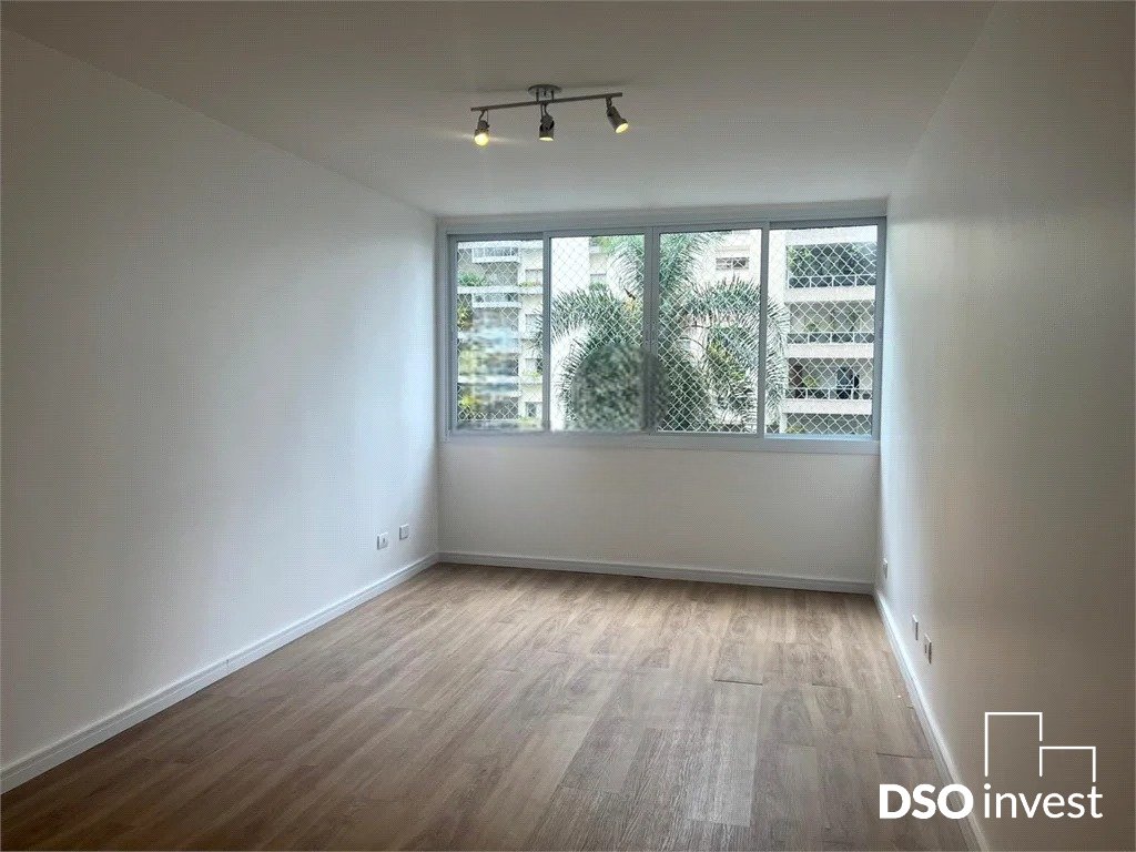 Apartamento à venda com 3 quartos, 100m² - Foto 1