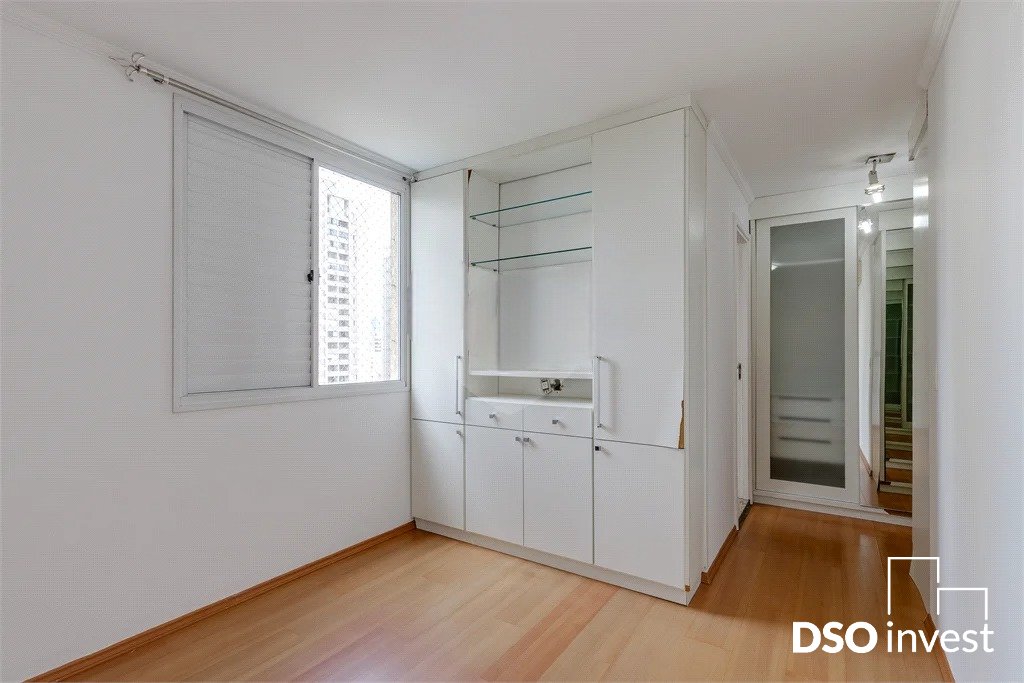 Apartamento à venda com 3 quartos, 130m² - Foto 11