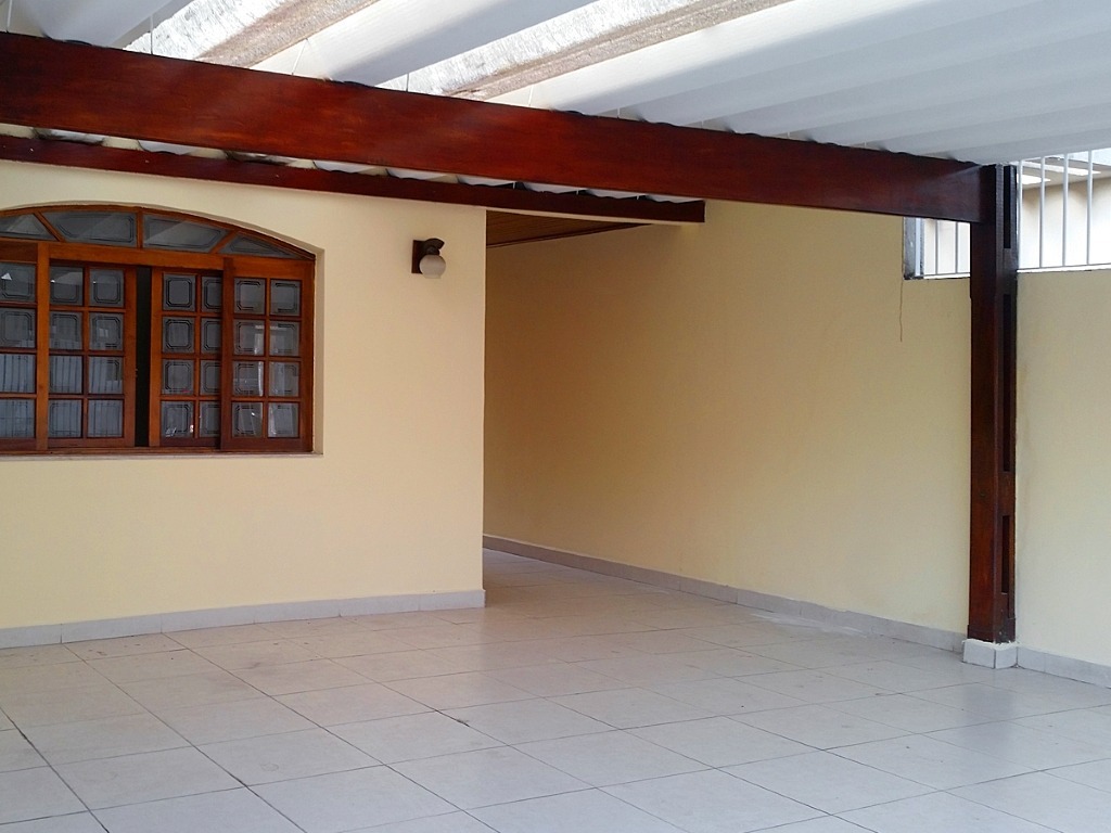 Casa à venda com 4 quartos, 163m² - Foto 1